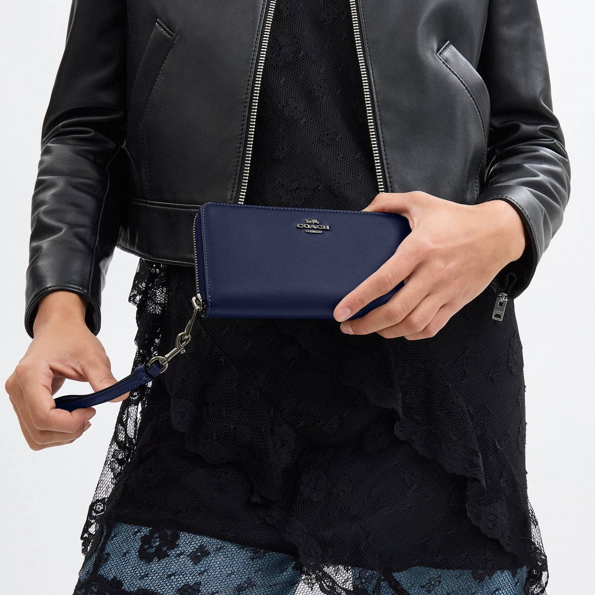 Coach Outlet Long Zip Around Wallet